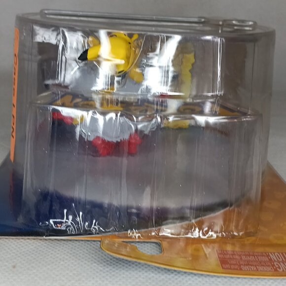 Pikachu Pokemon Throw N Pop-Open Launching Great Poke Ball - NEW! - Picture 6 of 6